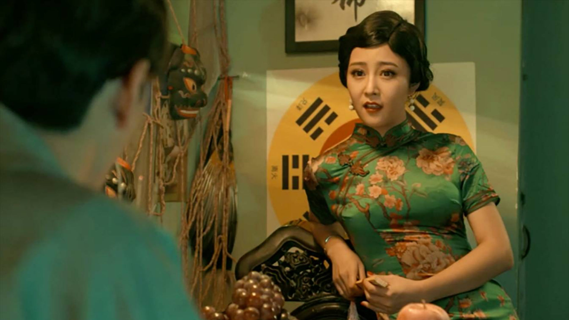 小伙意外获阴阳眼,发现家里来了个上吊女鬼,要和他一起挣大钱